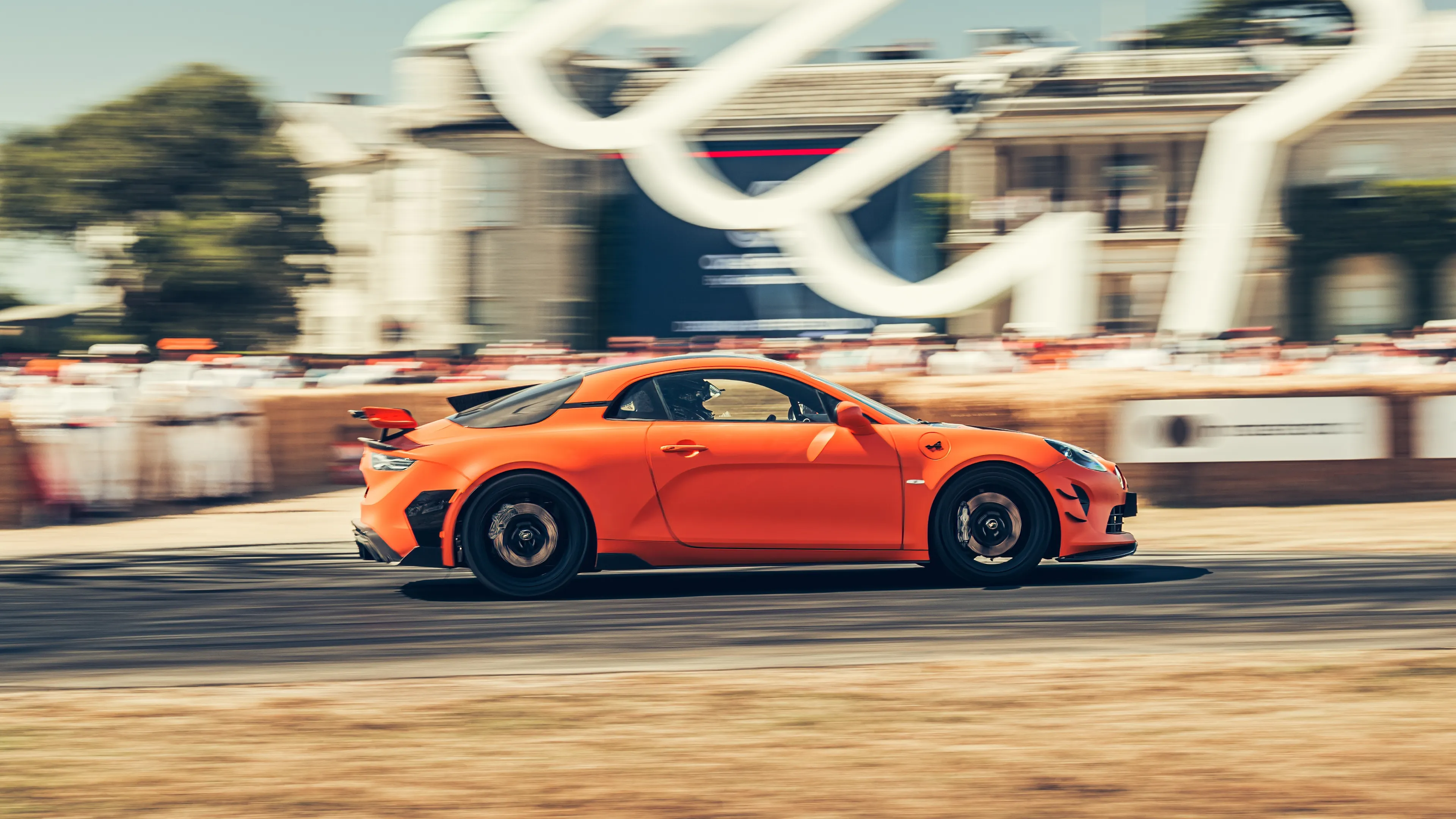 Alpine A110 R Ultime sur Goodwood 2025